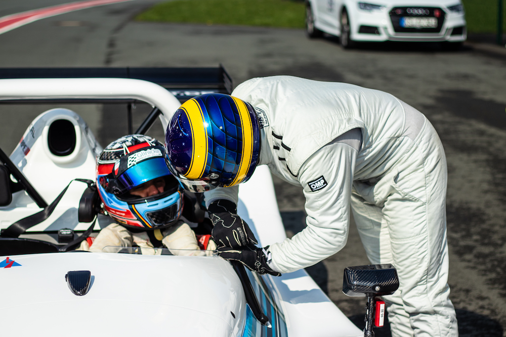 Fahrinstruktor Radical
